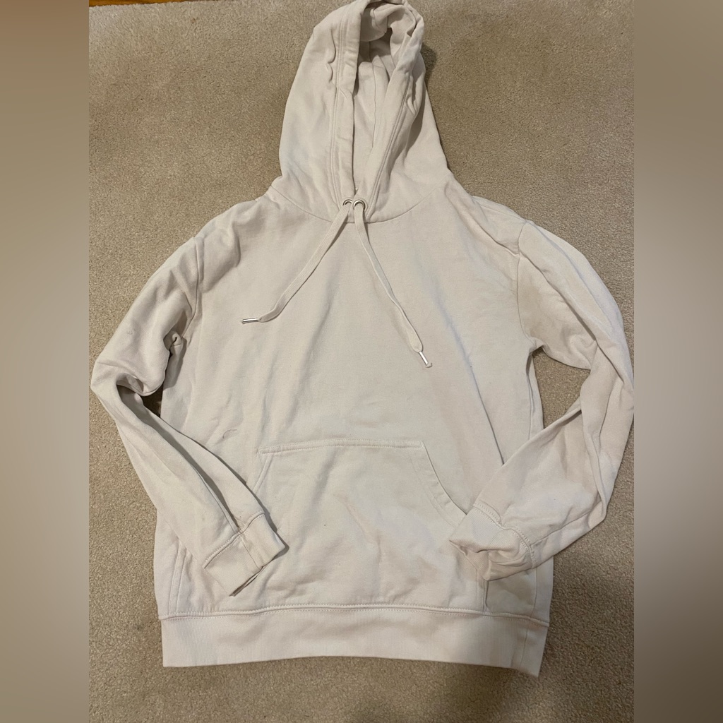 Basic White Sweatshirt